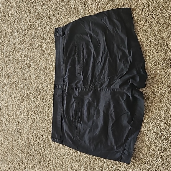 Old Navy black shorts, size 14 - Picture 6 of 7